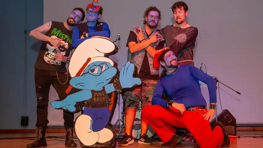 Contestant Image - Els Barrufets Antisistema