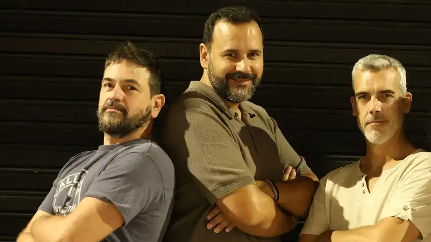 Contestant Image - Howling Blues Band