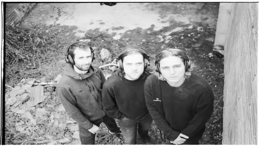 Contestant Image - Tesis