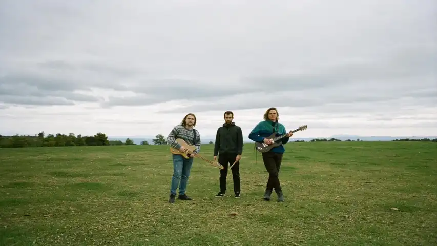 Contestant Image - Tesis