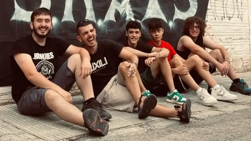 Contestant Image - SWATS